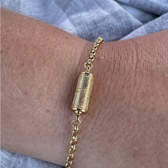 Chain bracelet adjustable with middle charm - Picture 2 of 5